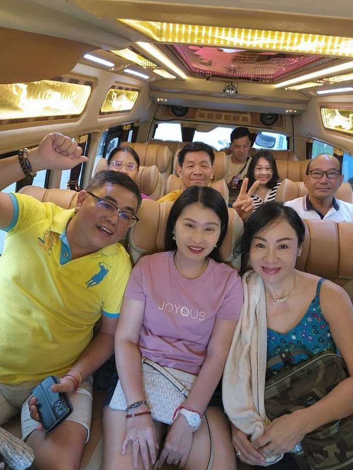 Bangkok van rental with driver