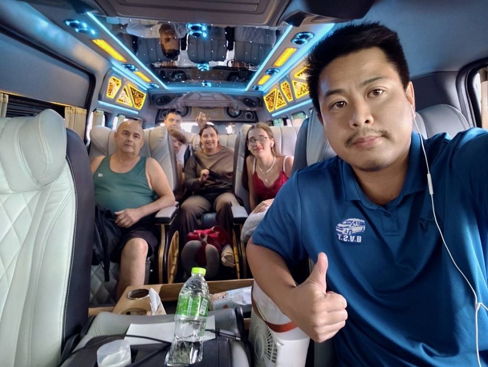 Bangkok van rental with driver