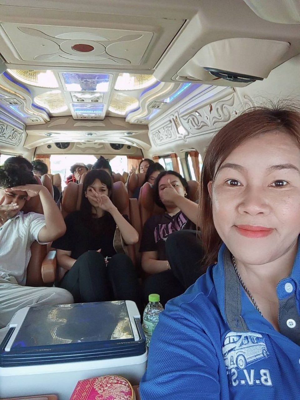 Bangkok van rental with driver