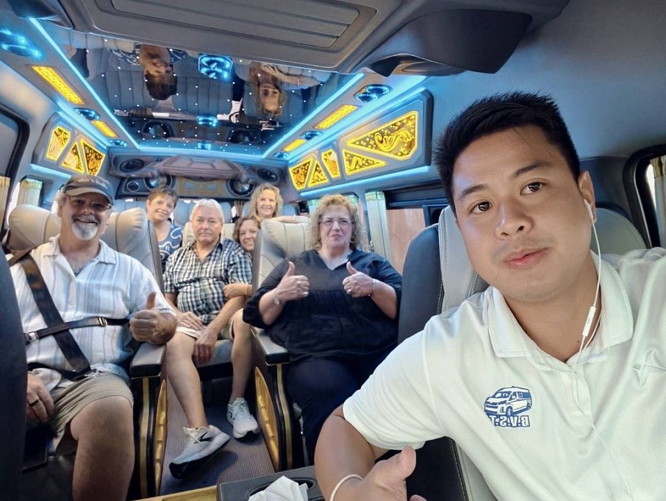 Bangkok van rental with driver